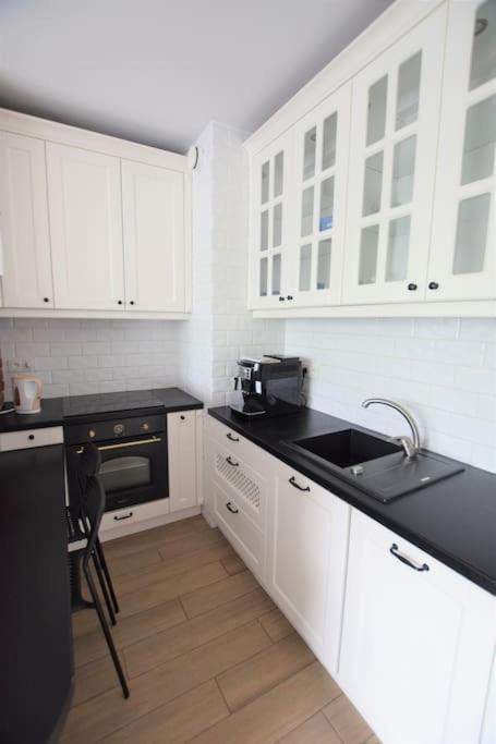 Apartament Z Podziemnym Parkingiem Ulica Wroclawska Cracovie Extérieur photo