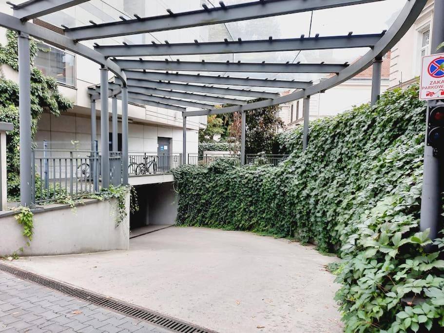 Apartament Z Podziemnym Parkingiem Ulica Wroclawska Cracovie Extérieur photo